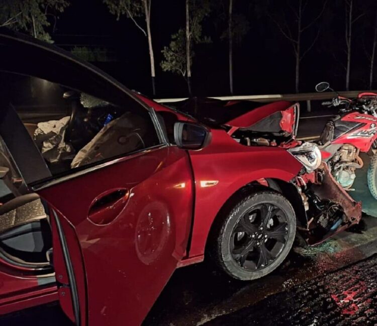 Amigos morrem em colisão envolvendo moto e carro, na BR-158, em Paranaíba