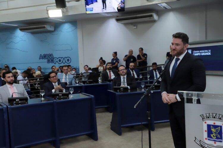 Vereadores estudam abrir CPI para investigar aumento da tarifa e qualidade do transporte coletivo
