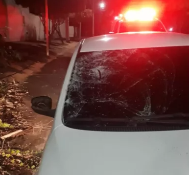 Bêbada, mulher é presa por atropelar polícia militar e fugir em Aquidauana