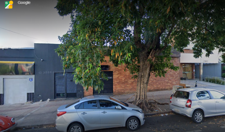 “Fora da casinha”: Policial decide voltar pra boate LGBTQIA+ mesmo fechada, faz escândalo e é levado pra delegacia