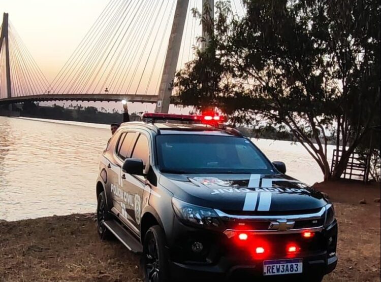Polícia prende casal que matou idoso passando com o carro por cima em frente dos filhos pequenos