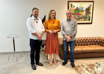 Longen, Paulo Corrêa e primeira-dama de Ponta Porã anunciam cursos no município