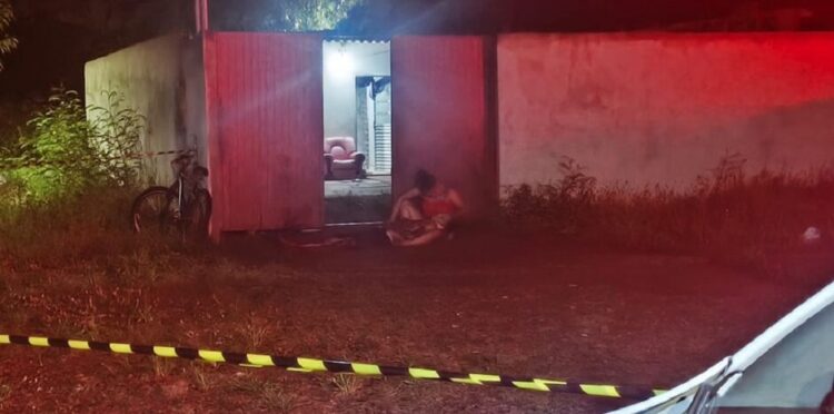 Homem que passava férias na casa da irmã, leva facada em bar e morre, em Dourados