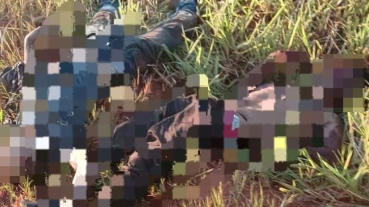 Dois homens são encontrados mortos com tiros na cabeça na fronteira