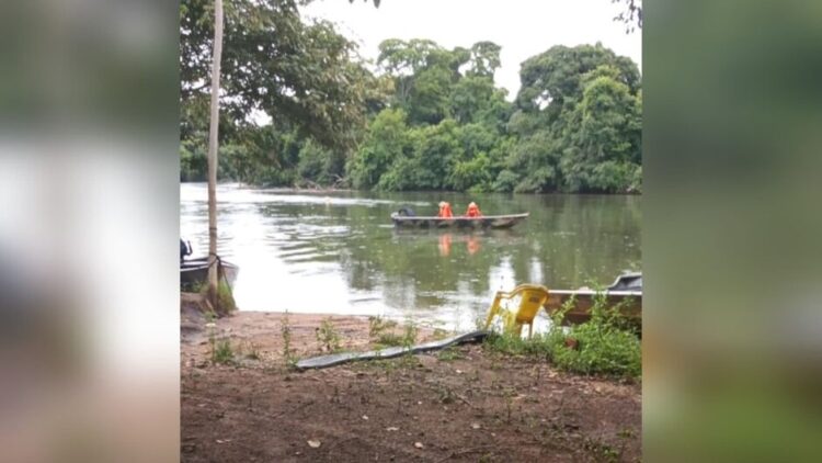 Bombeiros iniciam segundo dia de busca por jovem desparecido no Rio Verde
