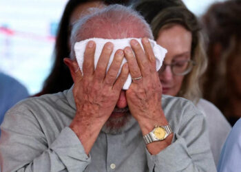 Avaliação negativa do governo Lula vai a 44% e supera positiva, diz CNT/MDA