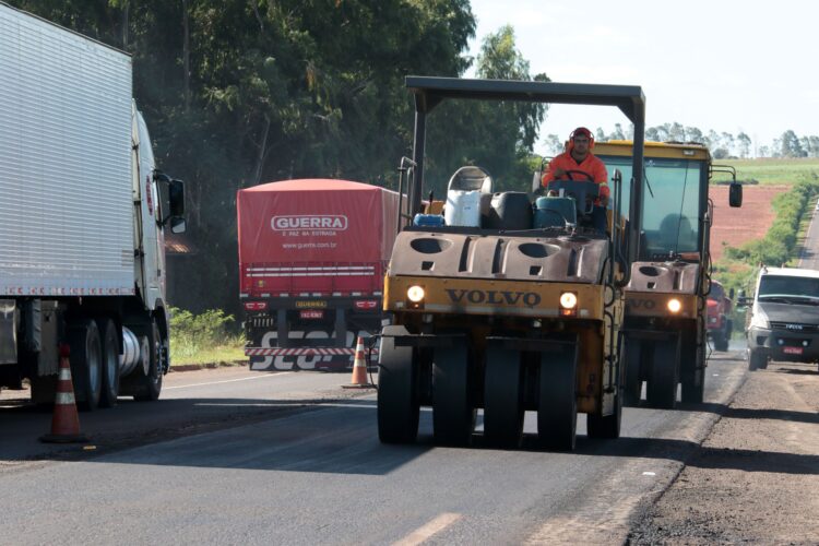 Tráfego alternado na BR-163 em MS nesta sexta; programe-se para o fim de semana