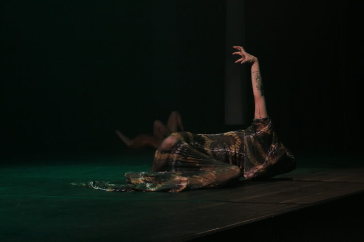 Cia de Dança do Pantanal participa da abertura do Fórum PANROTAS, em São Paulo