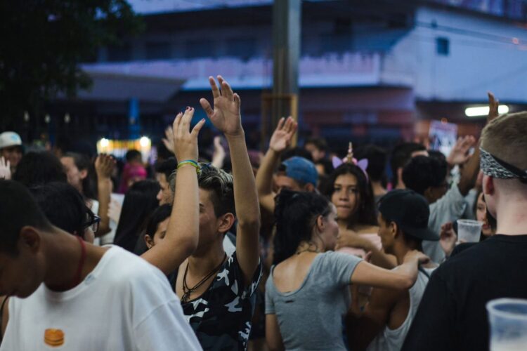 Bloco “Tá Dando Pinta” agita o Carnaval de rua neste sábado