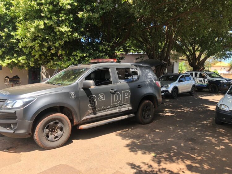 Três são presos e menor apreendido por matar, queimar e enterrar rapaz na Vila Margarida