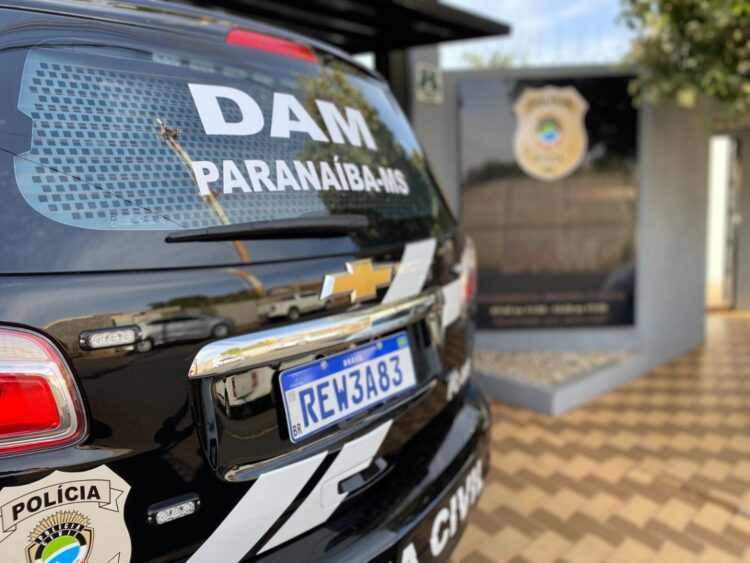 Recém saído da cadeia, homem é preso por descumprir protetiva e invadir casa de mulher