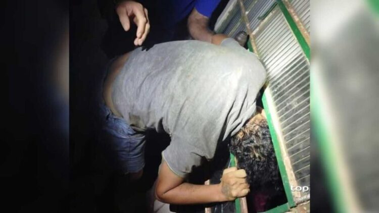 Ladrão tenta invadir casa para furtar e “se lasca” ao ficar com cabeça presa na janela