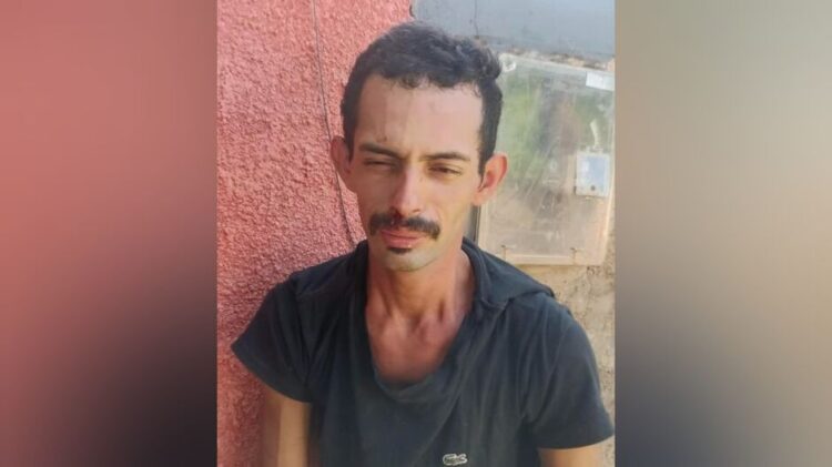 Armado com faca, “Orelha” enfrenta policiais é baleado e morre em Jardim