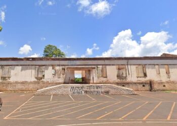 Homem é morto com 11 tiros perto de estação ferroviária de Maracaju