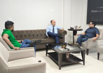 Presidente da Câmara se reúne com deputado para debaterem melhorias na Capital
