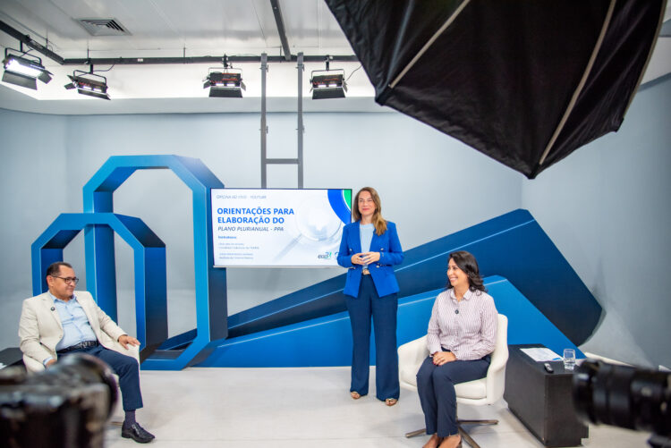 TCE-MS realiza oficina para orientar gestores sobre elaboração do PPA