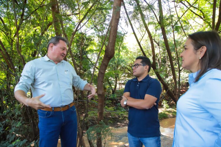 Juntos, Presidente da Câmara e Prefeita visitam pontos mais afetados pelas chuvas na Capital