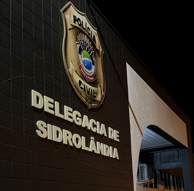 Polícia ainda investiga se jovem encontrada desmaiada em terreno foi realmente estuprada
