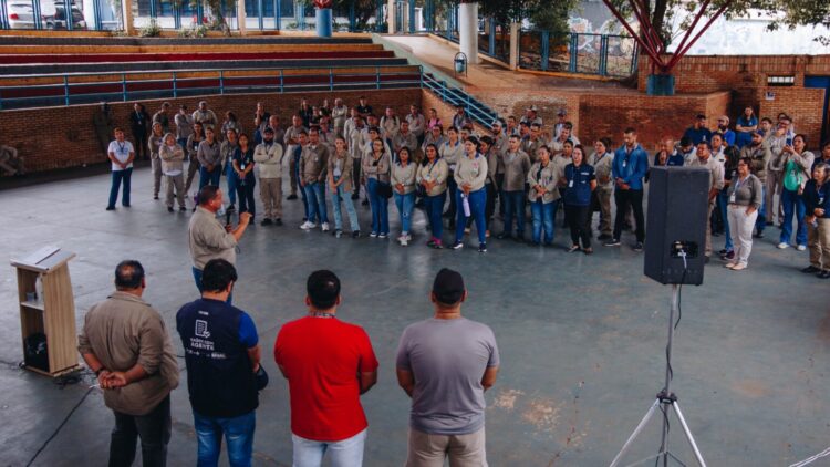Com menor número de notificações em 3 anos, Prefeitura intensifica ações contra Aedes