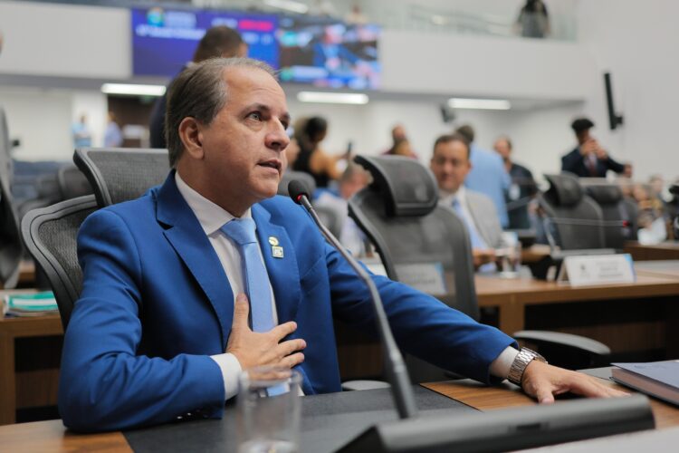 Deputado critica prazo de 5 anos para Polícias cumprirem intimações contra agressores de mulheres