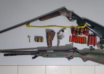 Homem é preso com armas e sob suspeita de manter filha em cárcere privado, em Ladário