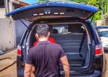 Policiais prendem homem por agredir a mulher com cabo de vassoura em Três Lagoas