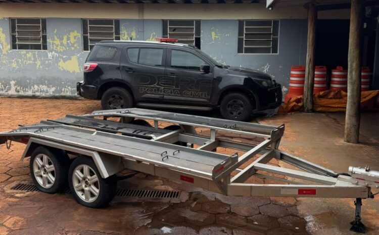 Polícia recupera reboque de transporte veicular furtado e prende receptador em flagrante na Capital