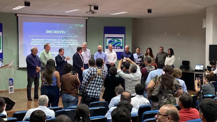 Reflore/MS participa de evento sobre regulamentação da reposição florestal no Estado