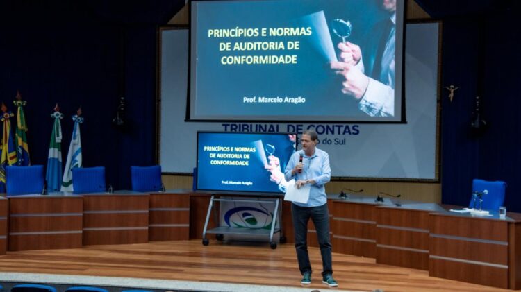 Auditores e técnicos do TCE-MS participam de curso sobre “Princípios e Normas de Auditoria de Conformidade”