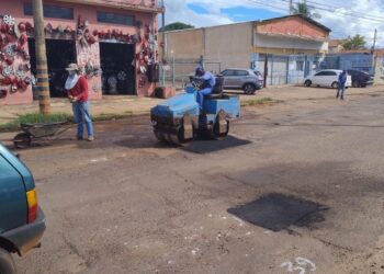 Força-tarefa da Prefeitura mantém operação tapa-buracos em Campo Grande