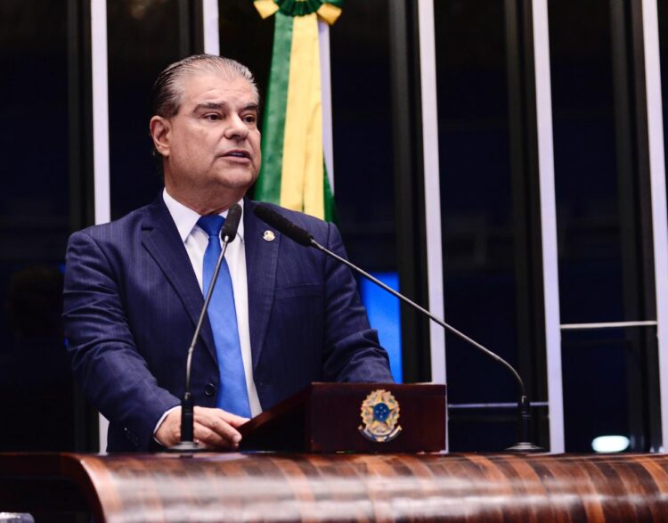 Bets, dívidas e depressão: senador de MS propõe educação financeira nas escolas