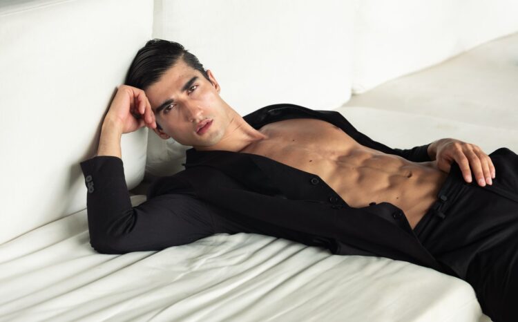 Modelo de CG retorna ao São Paulo Fashion Week, após carreira internacional de sucesso