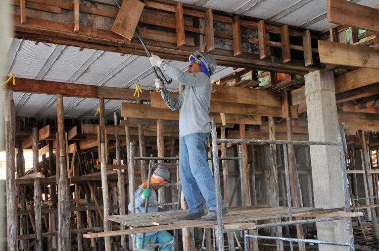 Indústria de MS cria quase 3.600 novas vagas formais de emprego no primeiro bimestre de 2025