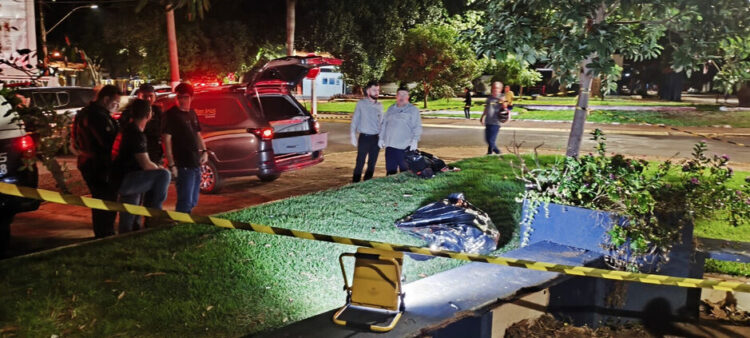 Homem é morto com facada no peito em briga por causa de bebida e droga em Dourados