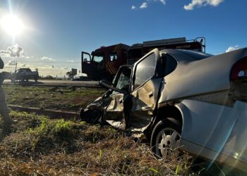 Tenente aposentado da PM é a vítima fatal de colisão entre dois carros na BR-262
