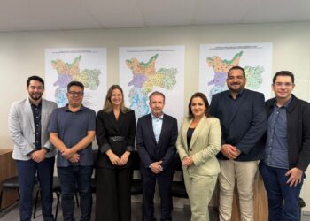 Prefeita cumpre agenda em SP em busca de inovação e melhorias para a saúde de CG