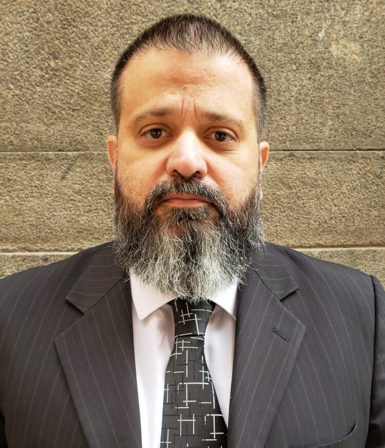 ARTIGO: Lula assume que quer importar censura chinesa, por Eduardo Berbigier