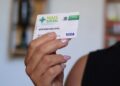 MS atinge menor desigualdade social desde 2016 e inicia entrega de cartões da busca ativa