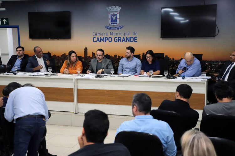 Superlotação sem punição: CPI questiona ausência de multas ao Consórcio Guaicurus