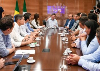 MS Ativo: Rochedo apresenta projetos de pavimentação de bairros e nova ponte ao Governo do Estado