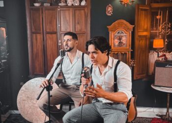 Com “À Moda Antiga”, Elvis e Adriano comemoram boa fase na carreira em Campo Grande