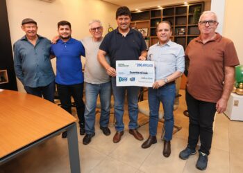 Deputado leva esperança a idosos de Sidrolândia com repasse de R$ 200 mil pra associação