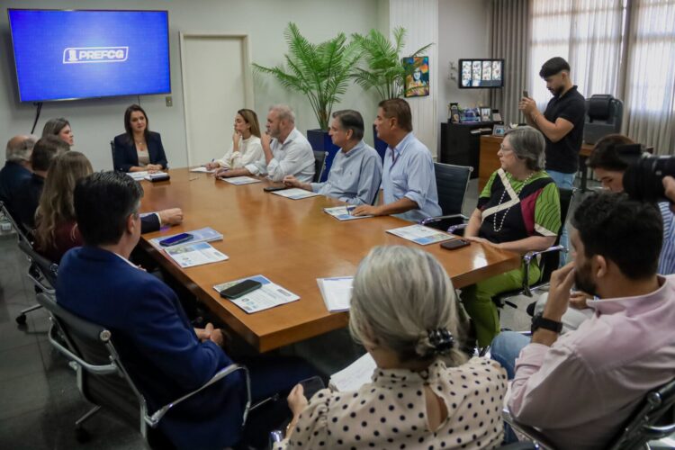 Prefeita Adriane reúne bancada federal no gabinete do Paço para discutir projetos para Campo Grande