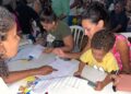 Prefeitura realiza entrega final de contratos para famílias da comunidade Homex nesta quarta-feira