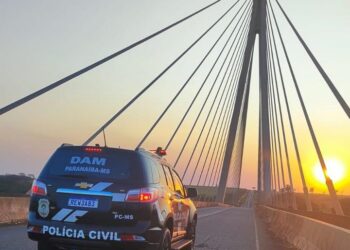 Homem é preso por agredir companheira com bebê de 1 ano no colo em Paranaíba