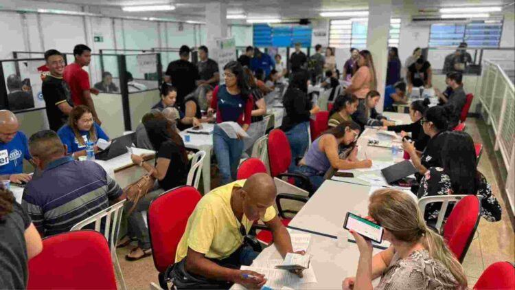 Funsat leva ação itinerante do Emprega CG ao Coophatrabalho com 300 vagas de emprego
