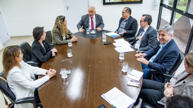 MP e Defensoria recorrem ao TCE-MS para Prefeitura contratar professores pra alunos atípicos