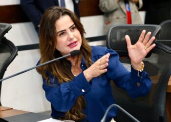 Mara Caseiro solicita investimentos para modernização do Aeroporto de Amambai