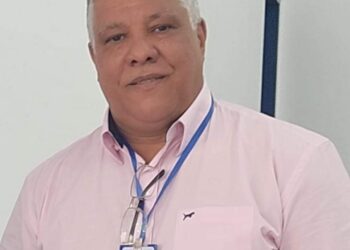 Empregado em supermercado de CG terá  reajuste de 8,11% no piso e 50% no abono