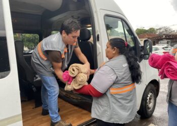 Com 30 equipes em ação, resposta da Prefeitura à mudança no clima é marcada por atuação integrada